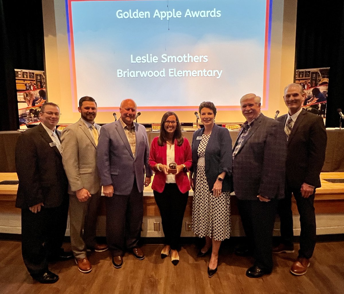 Congratulations to Assistant Principal Leslie Smothers from @BriarwoodES for winning a Golden Apple award! She was recognized at the Board of Education meeting! #PreschooltoProfession #BigDistrictBigOpportunities