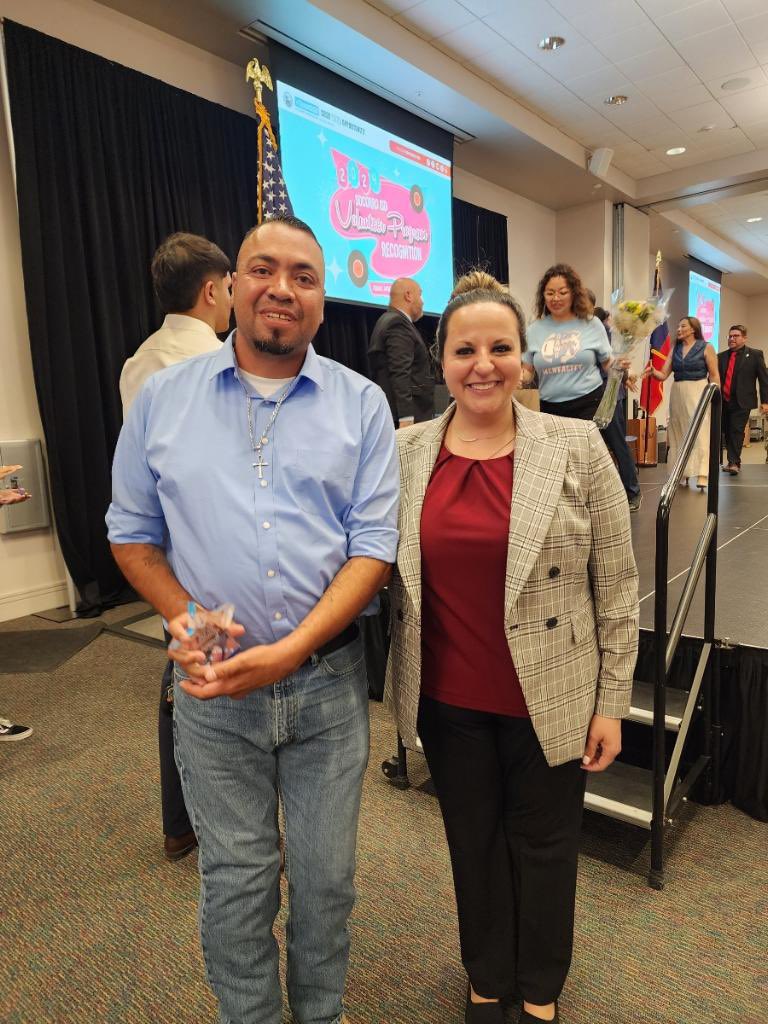 Congratulations to our amazing Volunteer of the Year, Mr. Ortiz! #TeamSISD #Yahoo #TicketToSuccess