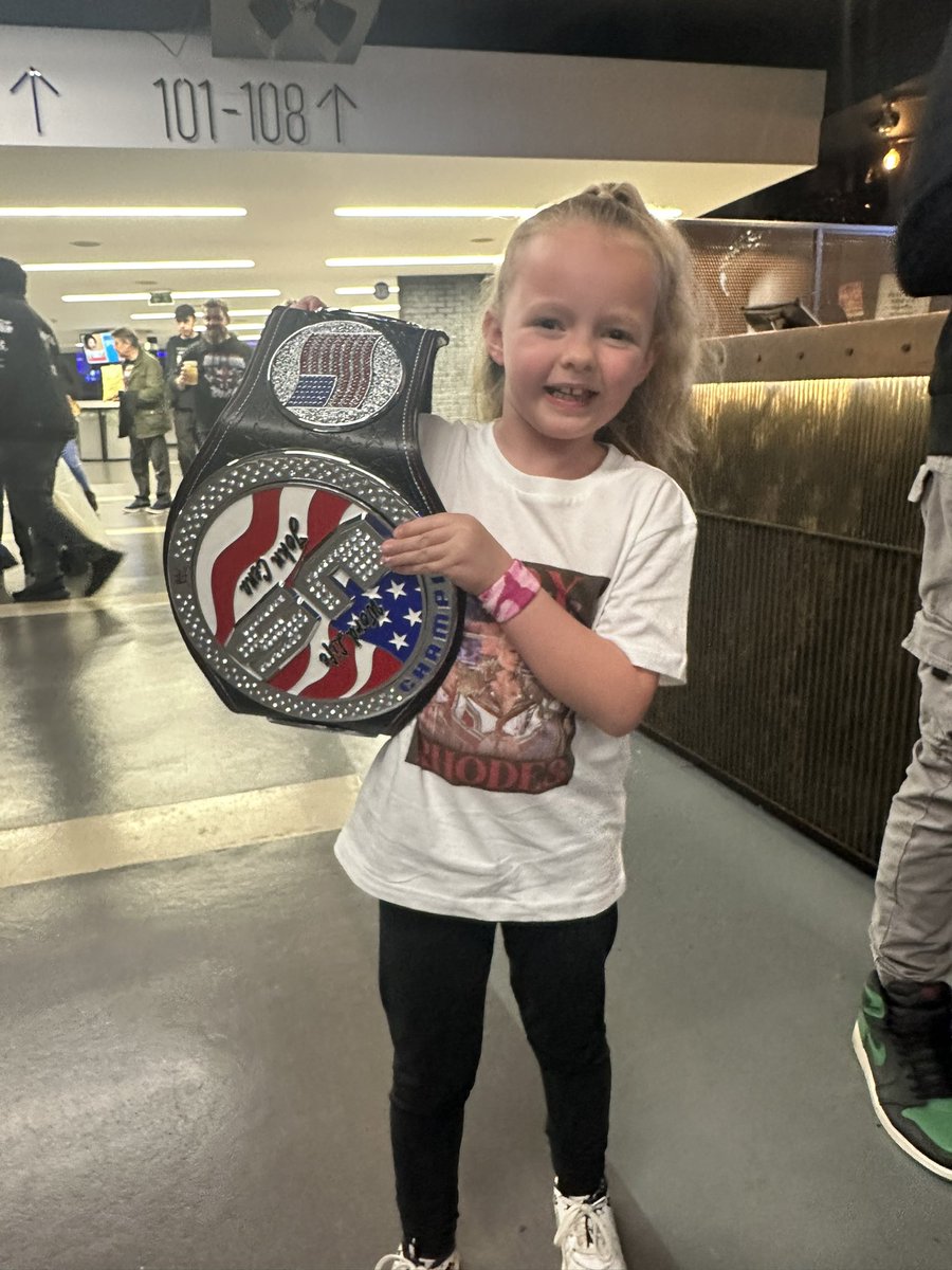 Tash_Luff's tweet image. WWE Live London @wwe #wwelive