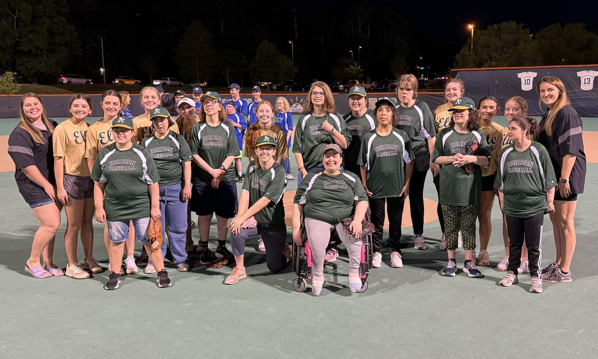 Last night we had the opportunity to play with 2 wonderful teams with the Acworth Horizon Baseball League! The impact on both sides is amazing to watch! 

#HorizonLeague
#AcworthBaseballAssociation
#APproud
#BeElite