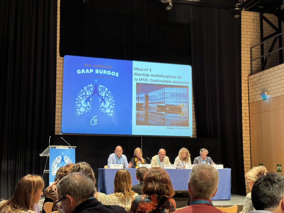 Inicia mesa de #abordaje multidisciplinar de la  #EPOC moderando <a href="/enmasba/">Enrique Mascarós</a> @sociedadgrap XIVJornadaGRAP24 en #Burgos