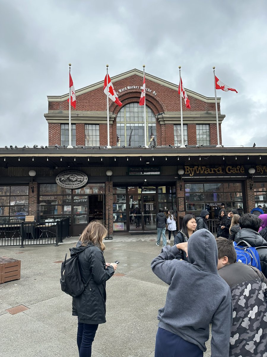 Lunch at the By Ward Market before catching the bus home! #StMatthewGrade8Trip2024