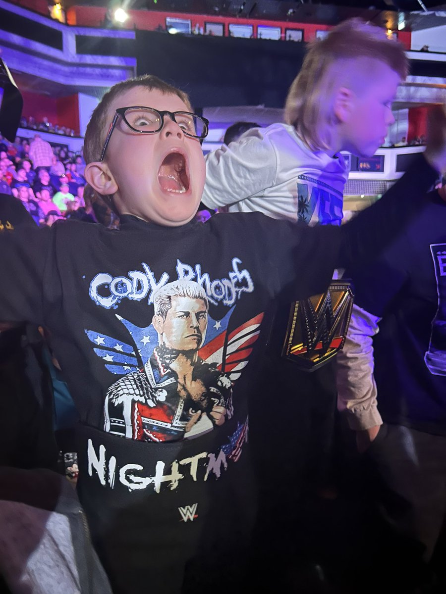 emzadz's tweet photo. #wwecardiff #CodyRhodes @CodyRhodes @wwe https://t.co/YeXJMSRsCp