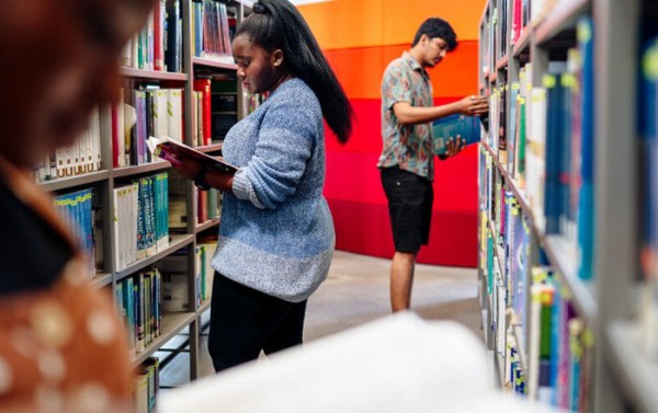 New scholarships will help attract overseas research students to Swansea  #Swansea tinyurl.com/23qyjwwn