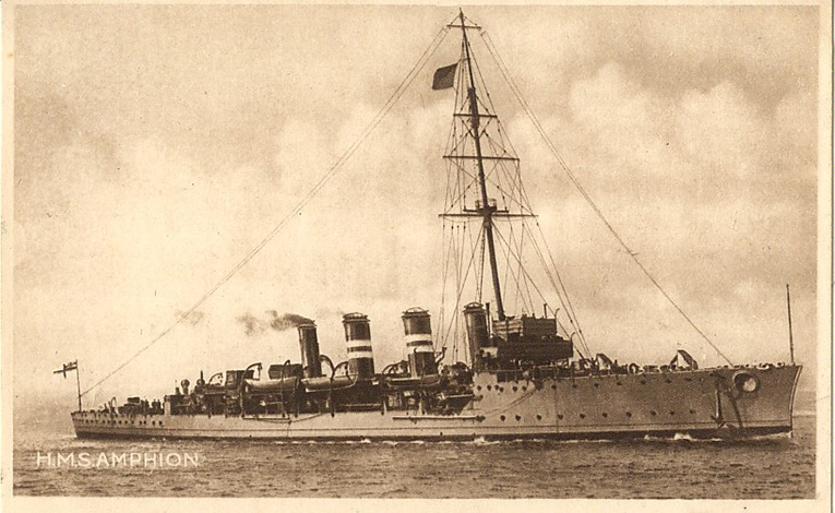 Britain and Germany went to war on 4th August 1914. Within 48 hours a #RoyalNavy cruiser, HMS Amphion and a German minelayer, SMS Königin Luise, had been destroyed by each other in the North Sea with high loss of life. Click: bit.ly/2XGcvW2 #WW1 #NavalHistory