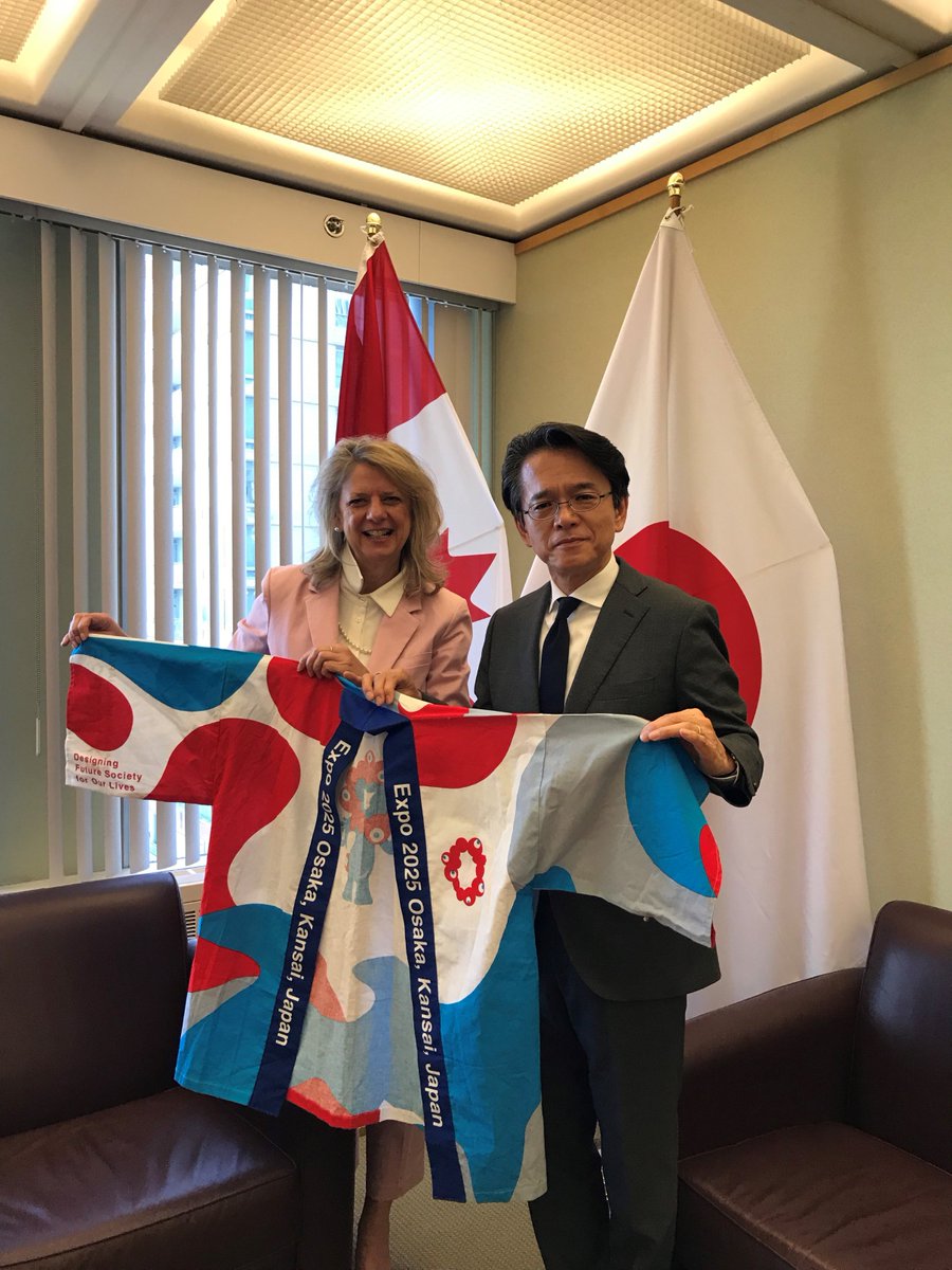 On April 18th, Consul General Maruyama met with Ms. Laurie Peters (@peters_lj), Director General for Expo 2025 Osaka, Global Affairs Canada and had a conversation about the Expo 2025 Osaka, Kansai (@expo2025japan).