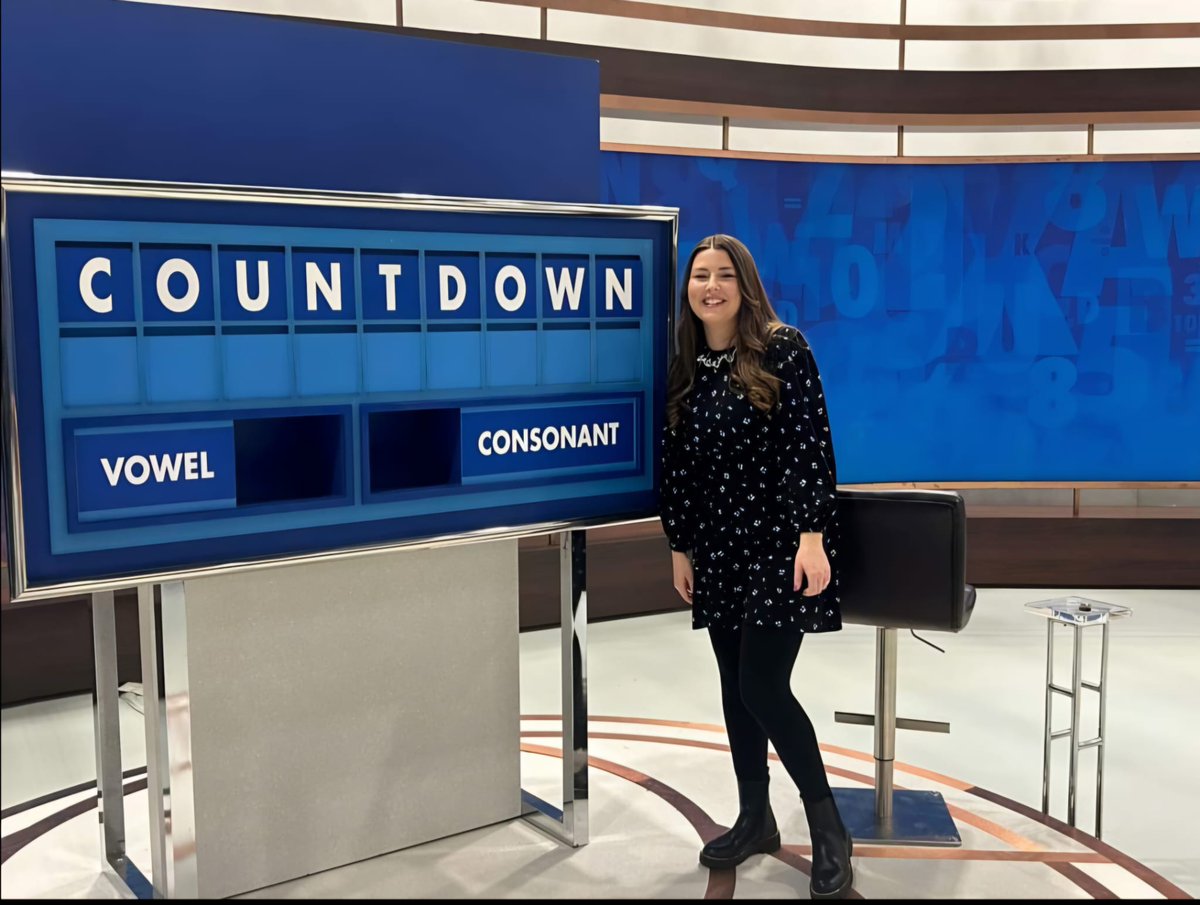 Incredibly proud of our very own Annie Gallagher who appeared on the gameshow Countdown this week! What a champion ! 🏆👏
@UHCW_RandD @nhsuhcw

#researchanddevelopment
#RandD #whywedoresearch #setupteam
#countdownchampion