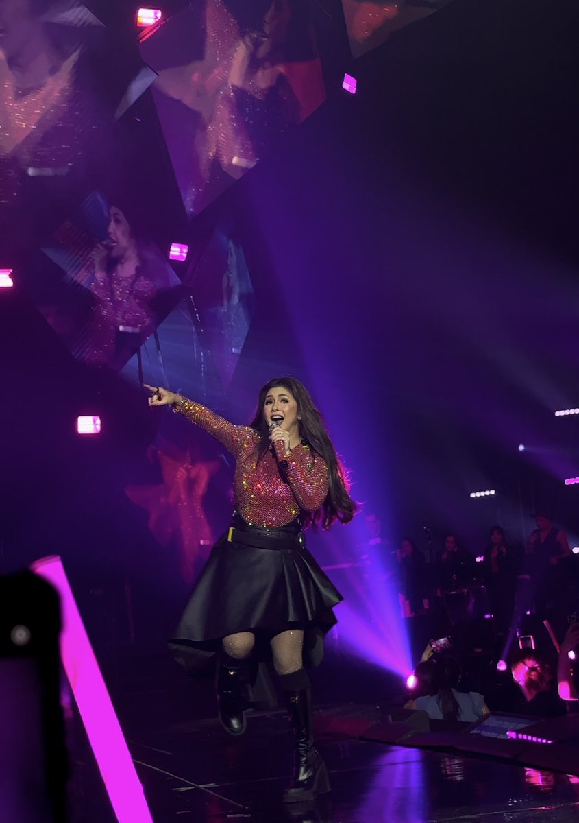 chylemn's tweet photo. congrats ate @reginevalcasid
namiss ko mag adik
we love you Songbird❤️ #RegineRocksTheRepeat https://t.co/auxsuW5MEN