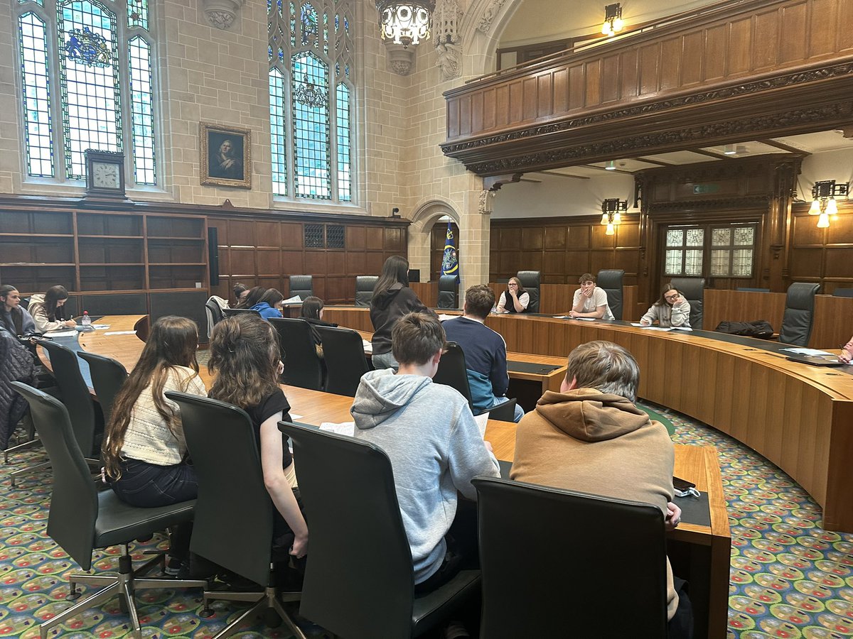 WHSHISTORY20's tweet photo. So impressed by our students today at the @UKSupremeCourt They prepared and delivered a brilliant debate on whether the principle of joint enterprise is fair in law. All students were superb. A big thank you to the Supreme Court staff and the volunteering lawyers. @WhitmoreHigh https://t.co/bfxxThWbvA