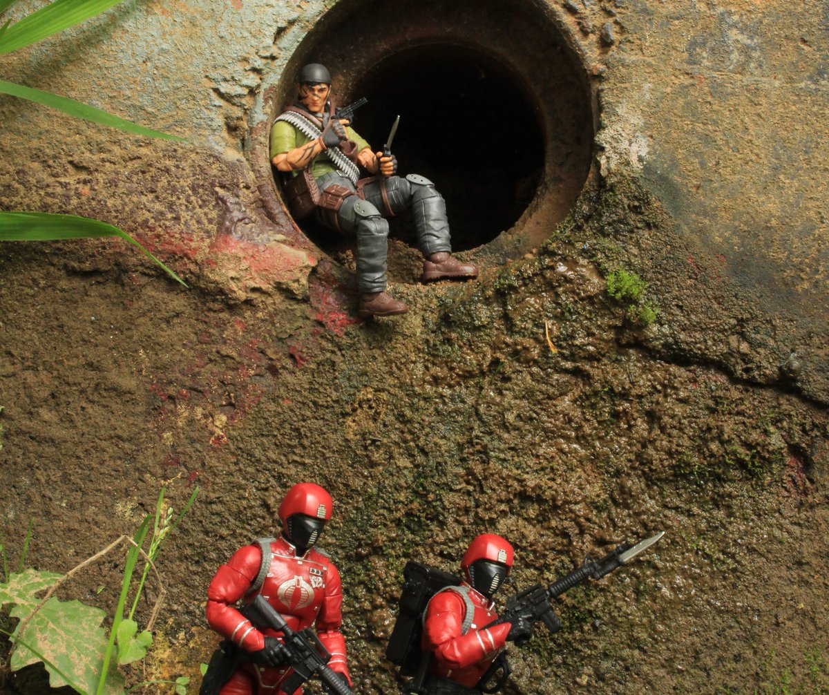 Always keep your guard up!
#tunnelrat #nickylee #crimsonguard #gijoe #gijoeclassifiedseries #classifiedseries #cobra #cobratheenemy #hasbro #gijoephotography #actionfigure #actionfigures #actionfigurephotography #toyphotography #toypic #toyphoto