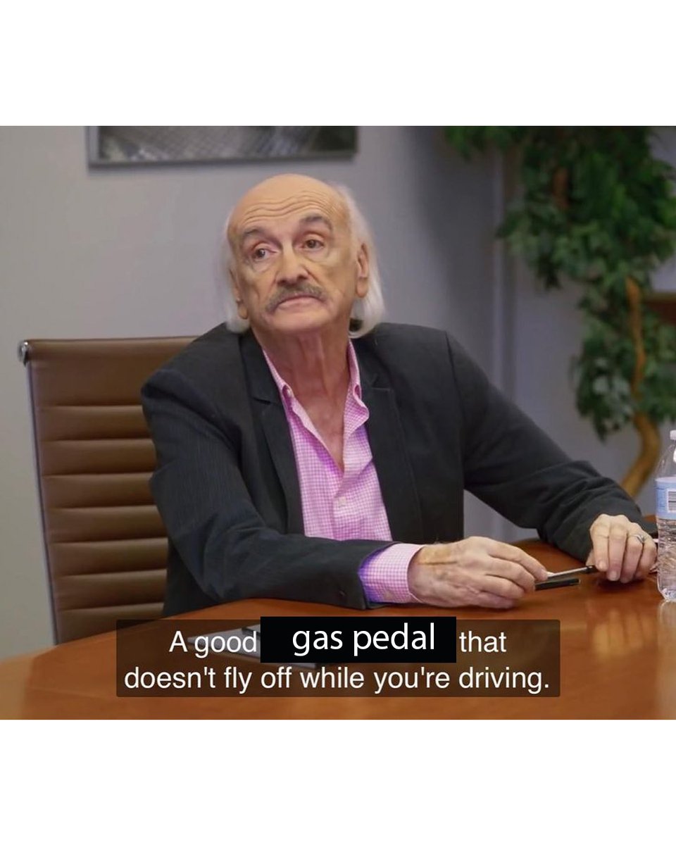 chrisvanarts's tweet image. Cybertruck #ithinkyoushouldleave