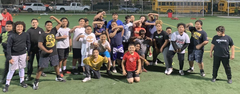 Future Line Hogs! These young monsters will be wrecking shop when they’re in HS. Our 8-11 year old group has grown so much and have improved at a level that has been very impressive. #JuiceBIGS 🥤🍊