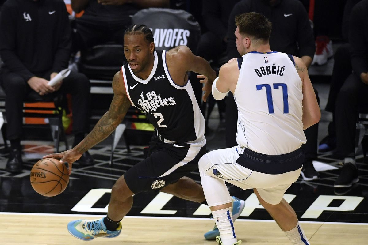 HoopsDrive's tweet photo. 🎙️Western Conference 1st Round Playoff Preview 

@BleavNetwork 
@tyhowell01 
@NicSargeant13 

- Why the Wolves got extremely unlucky
- Kawhi’s health + Mavs/Clippers 
- Do the Lakers have a chance?
- Thunder’s ceiling in their 1st playoffs 

Link below ⬇️⬇️⬇️ https://t.co/2gHSnlQLBc