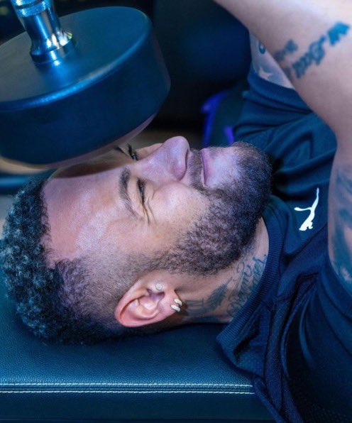 نيمار يواصل اعداده من اجل العوده 💙