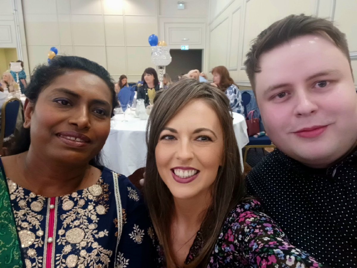 Mary Curry tweet media