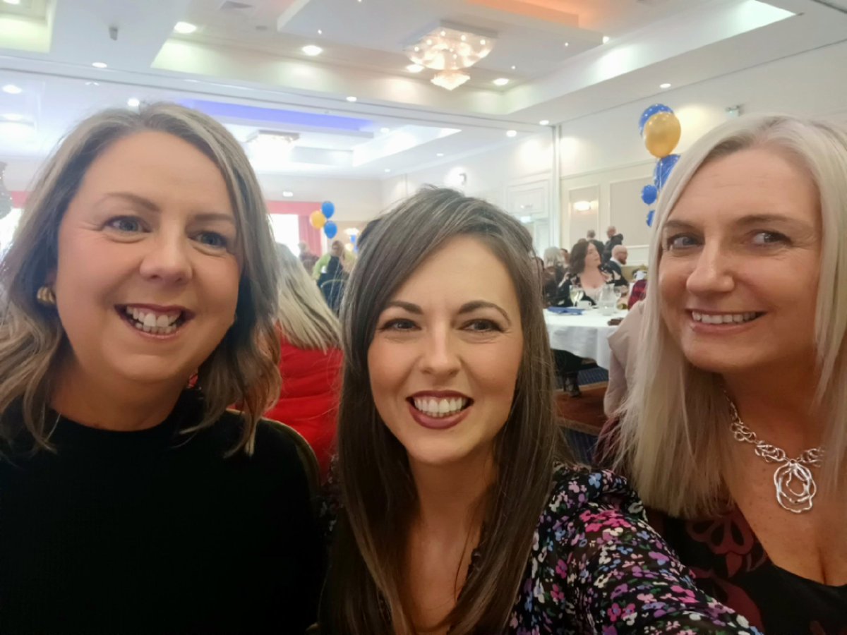 Mary Curry tweet media