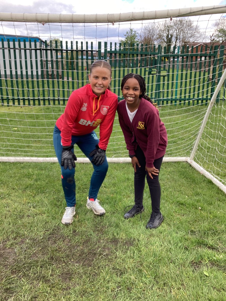 Year 6 enjoyed an amazing visit from Lucy Farrell - this included a presentation about her football career as well as a penalty shootout; followed by autographs and pictures! Thank you Lucy - it was amazing!