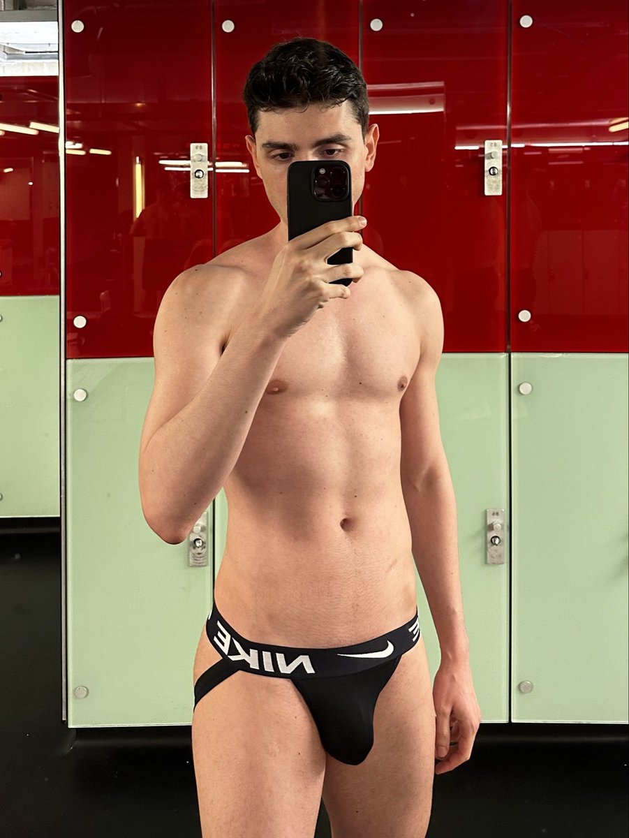 h0ezil's tweet photo. best gym underwear fs https://t.co/hkxmiurwrT