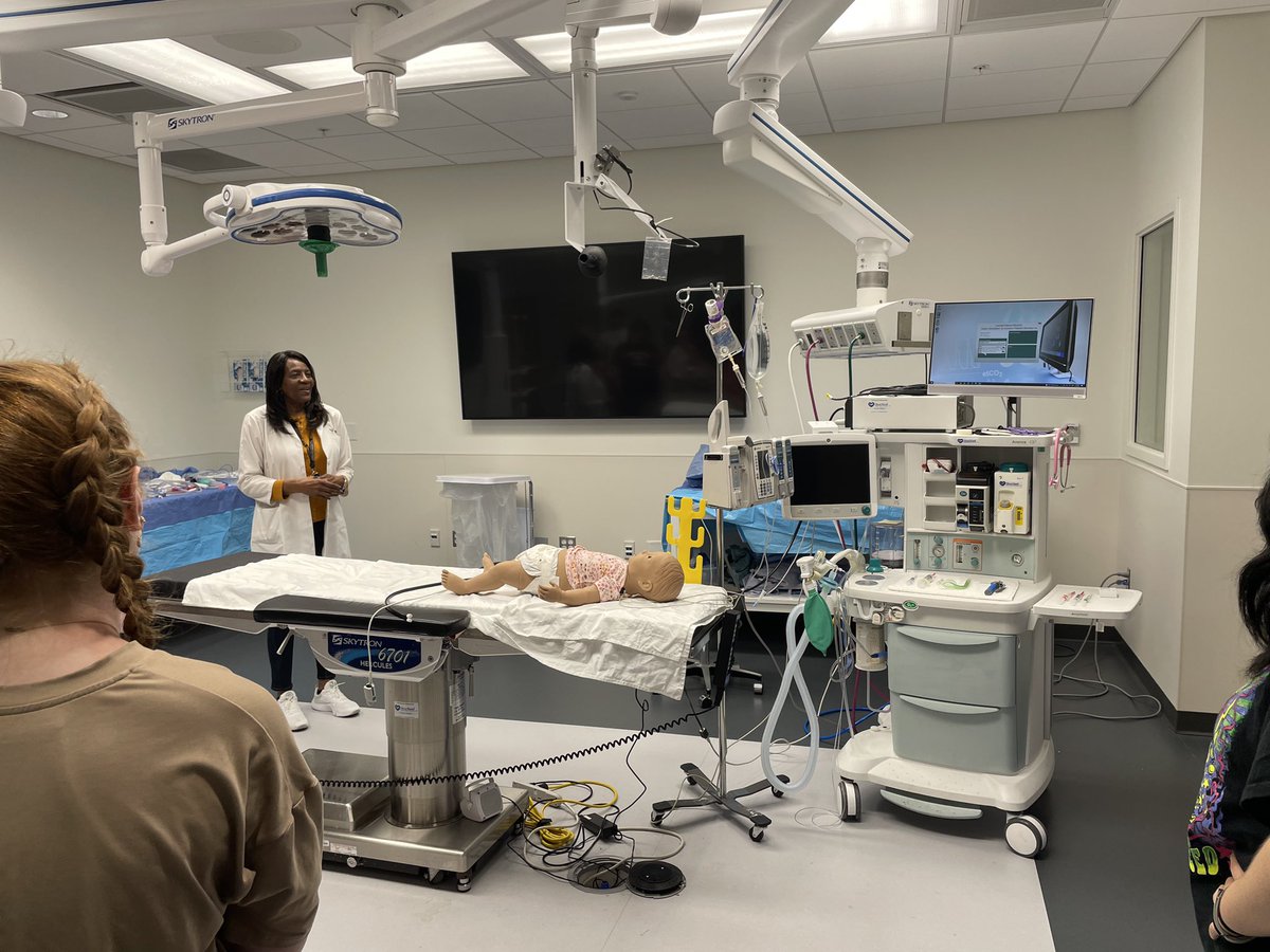 MrsPowellCCHS's tweet photo. NKU HIC Sim lab tour Pt. 2 
@NKUIHI @nkuedu https://t.co/NMCdh3MFx4