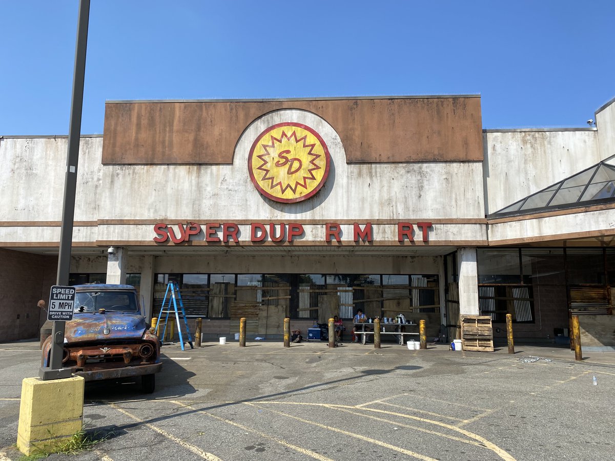The set of #Fallout was brought to you by USA 829 members! Scenic Artist Jeffrey Osborne shares these images of the creation process for the Super Duper Mart. Congratulations to all the USA 829 members who worked on this fantastic production!