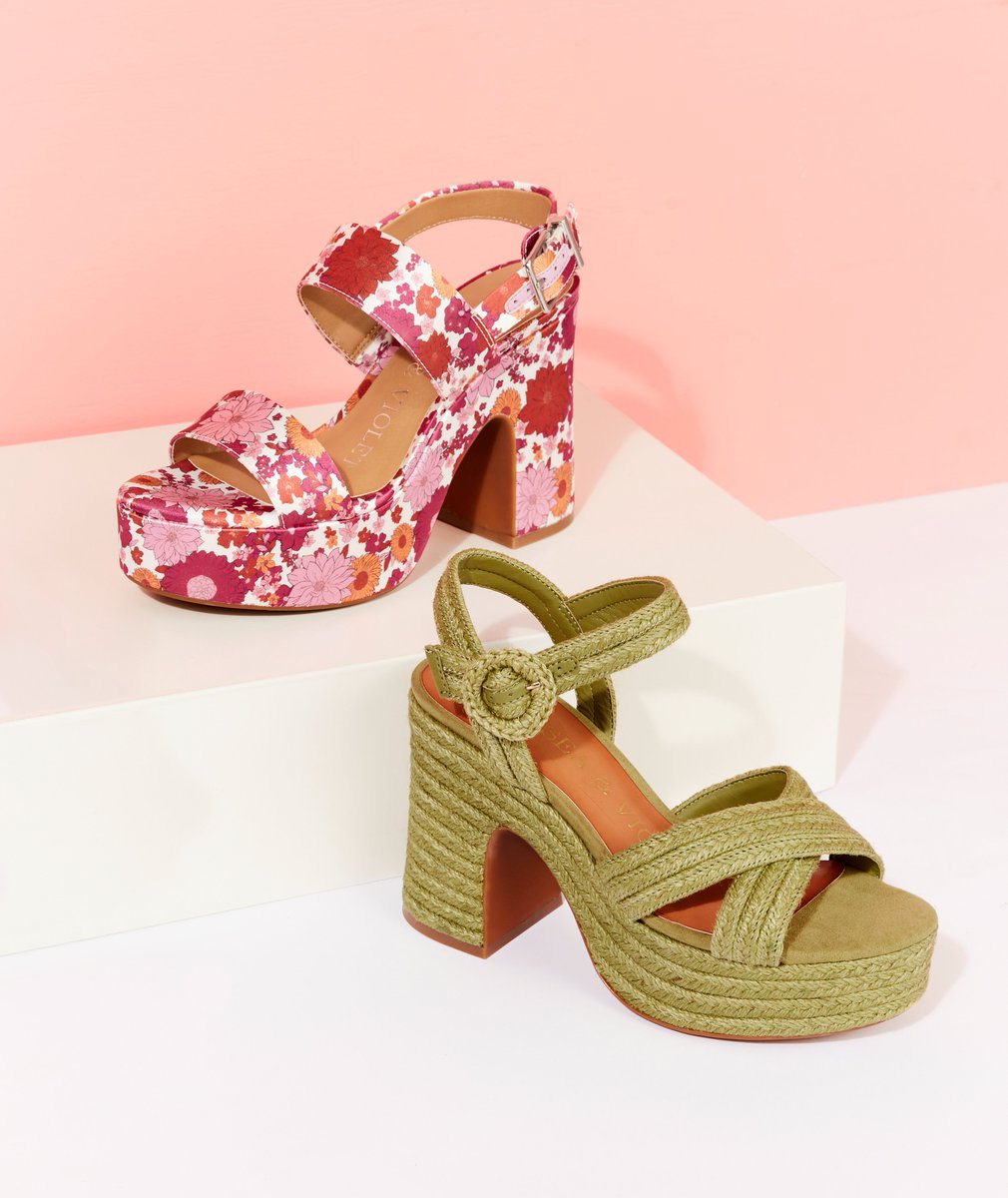 Everyone needs a pair of staple platform sandals from Chelsea & Violet this spring! Shop now: shorturl.at/lAEQR