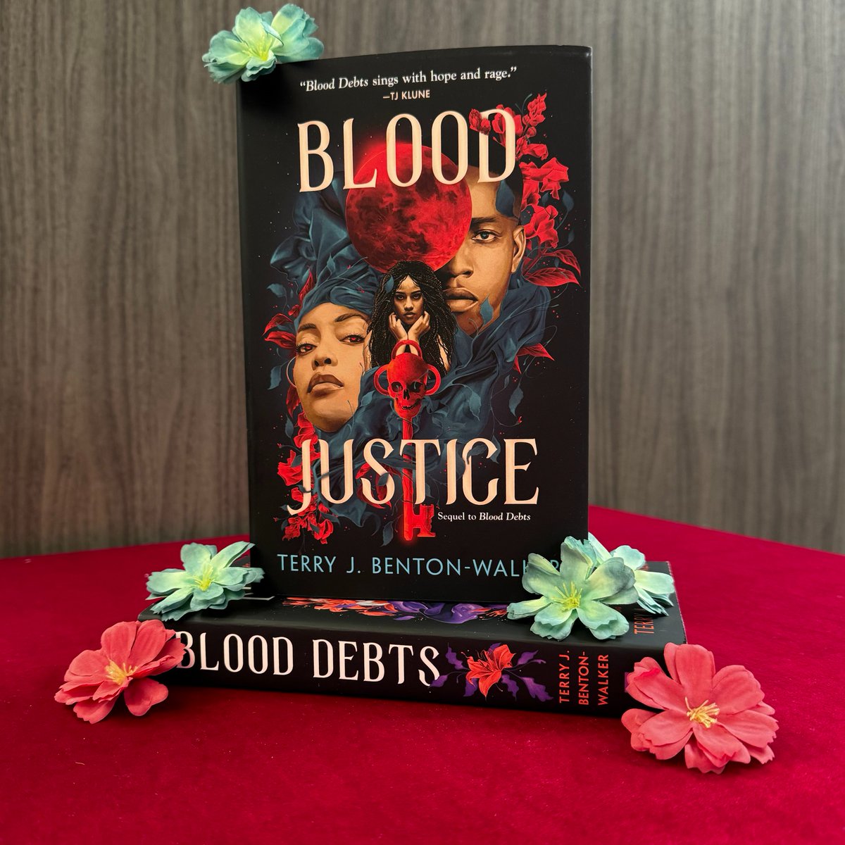Blood Justice by @tjbentonwalker, the hotly anticipated sequel to Blood Debts, is out TODAY!🗝️ Welcome back to New Orleans, where gods walk among us and justice isn’t served, it’s taken.🩸 read.macmillan.com/torforge/blood…