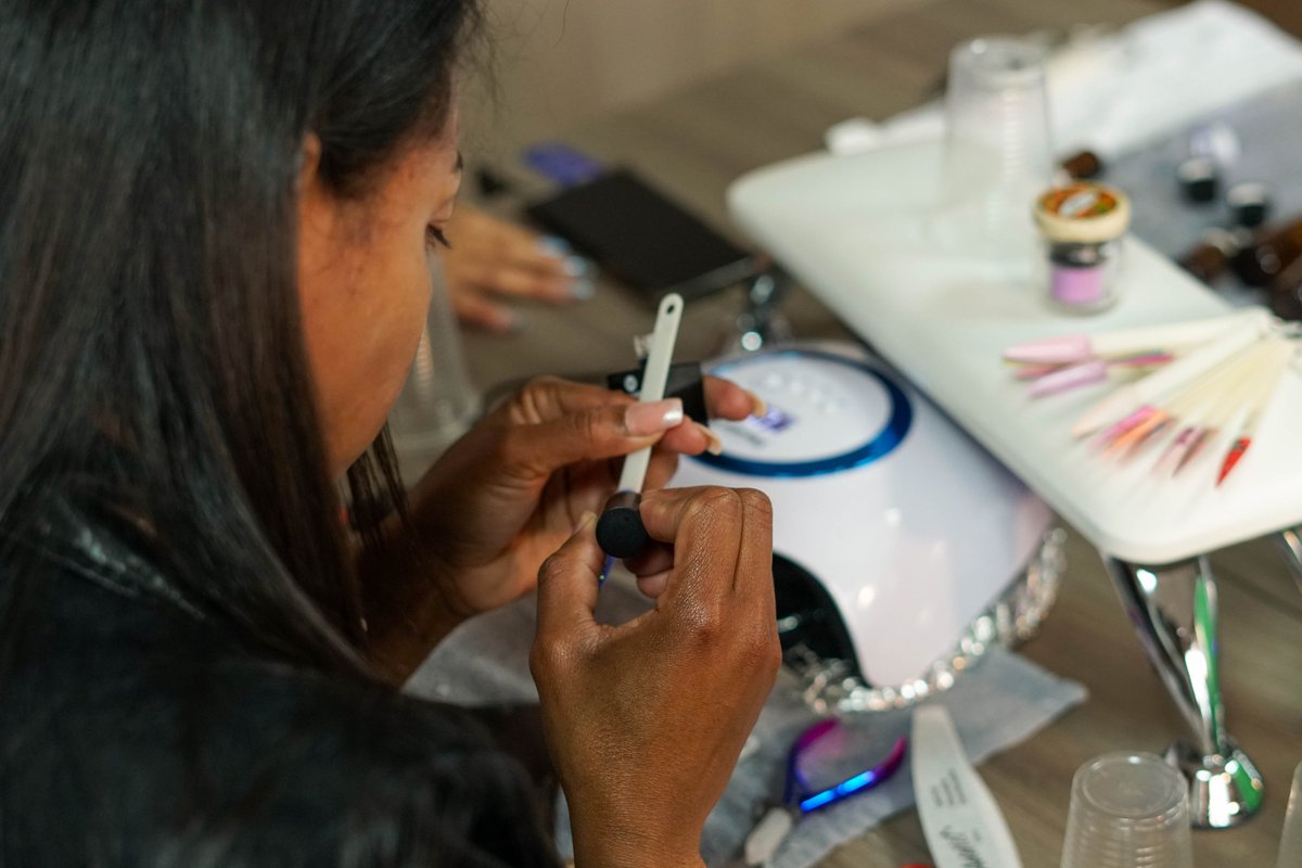 ADRAEcuador's tweet photo. ¡Empoderamiento y capacitación! 💪✨
#ADRA en el marco del proyecto “Integración Socioeconómica y Huertos Familiares” implementado gracias #CentroAMOR de la @OIMEcuador , dicta talleres de oficios a 20 mujeres de diferentes nacionalidades https://t.co/FhVuSuy3xl