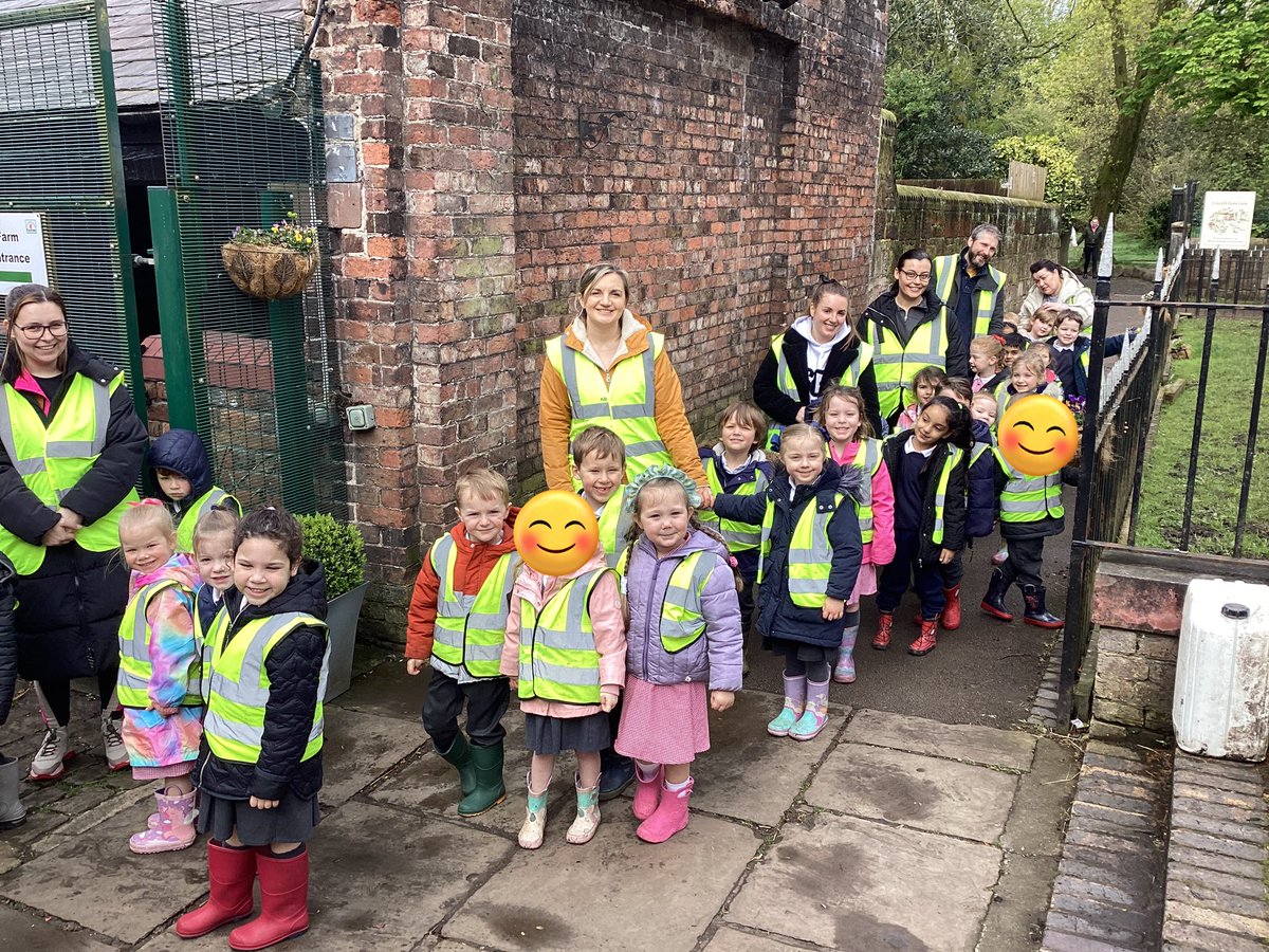 gilmourprimary's tweet photo. Reception had a fantastic day at @CroxtethFarm today! https://t.co/N78WGxk6SZ