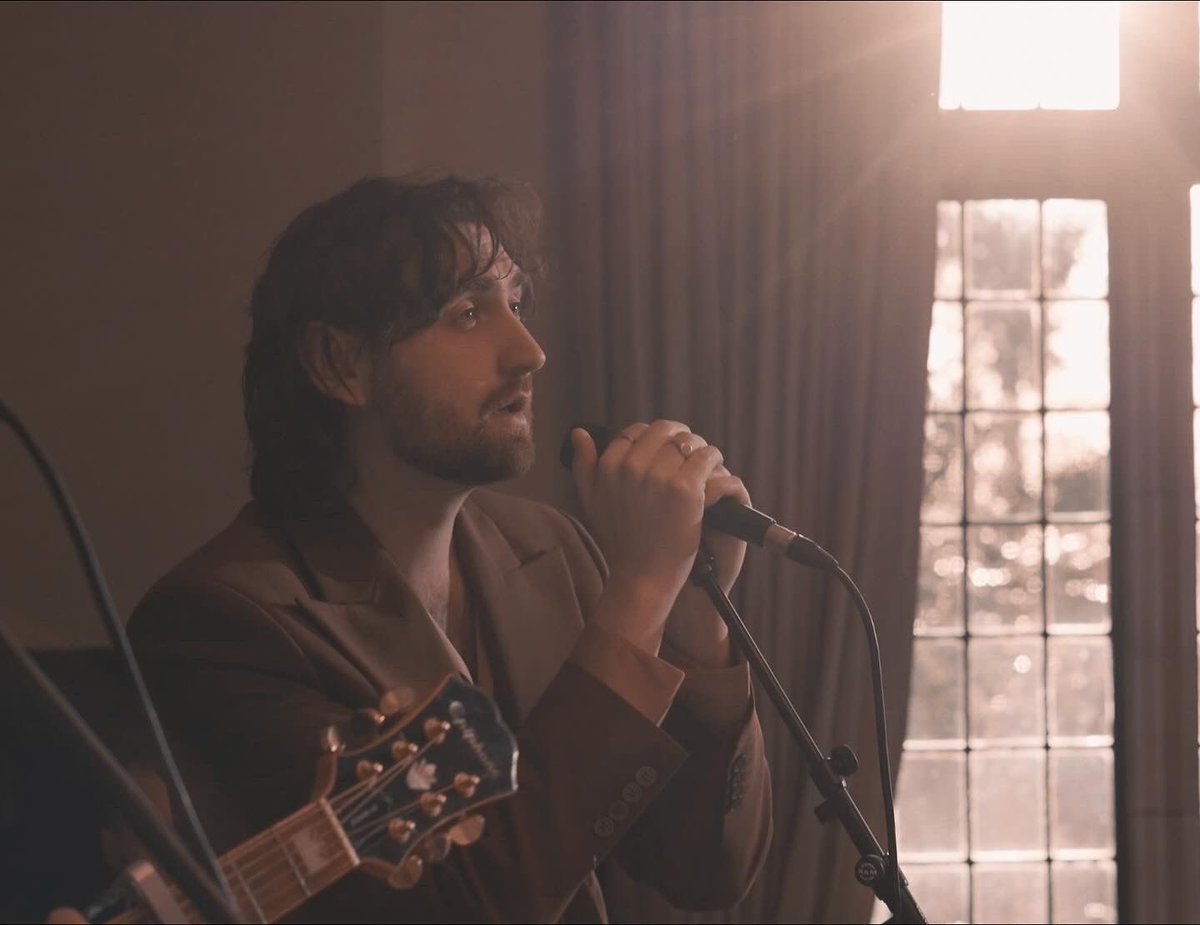 MosaicsBandUK's tweet photo. ‘Tears on the Underground’ (Acoustic) Live at Moxhull Hall is out now on our YouTube channel 🌹

We’ve wanted to record and put out an acoustic session like this for so long now, showing you a tune in its purest form as written on acoustic guitars. https://t.co/3kjCdzZWoM