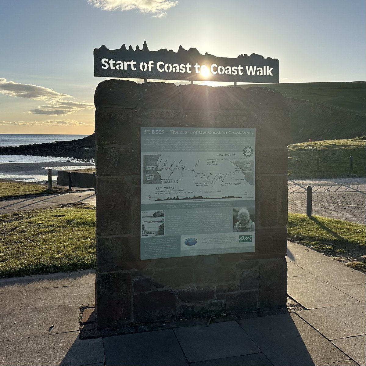 JenWalkingUK's tweet photo. What a glorious evening in St Bees. Ready to start the Coast to Coast adventure, following in the footsteps of the great Alfred Wainwright. I can’t wait to get going! 

#LakeDistrict #Coast2Coast #NationalTrail https://t.co/A6XWAPk57H
