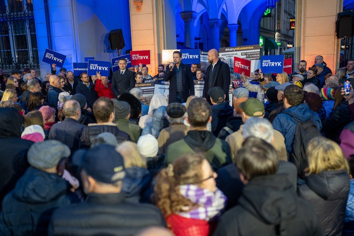 SutrykJacek's tweet photo. Dziękuję @trzaskowski_ i @JarosMichal za wsparcie ❤️
W niedzielę razem zwyciężyMY ✌️ https://t.co/m95ZEVFd4o