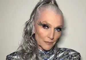 Happy birthday to @mayemusk! 🎉🎂 Wishing you a day filled with happiness and surrounded by loved ones. Maye Musk is not only celebrated for her remarkable modeling career but also for her impactful work as a registered dietitian-nutritionist. Her commitment to promoting health