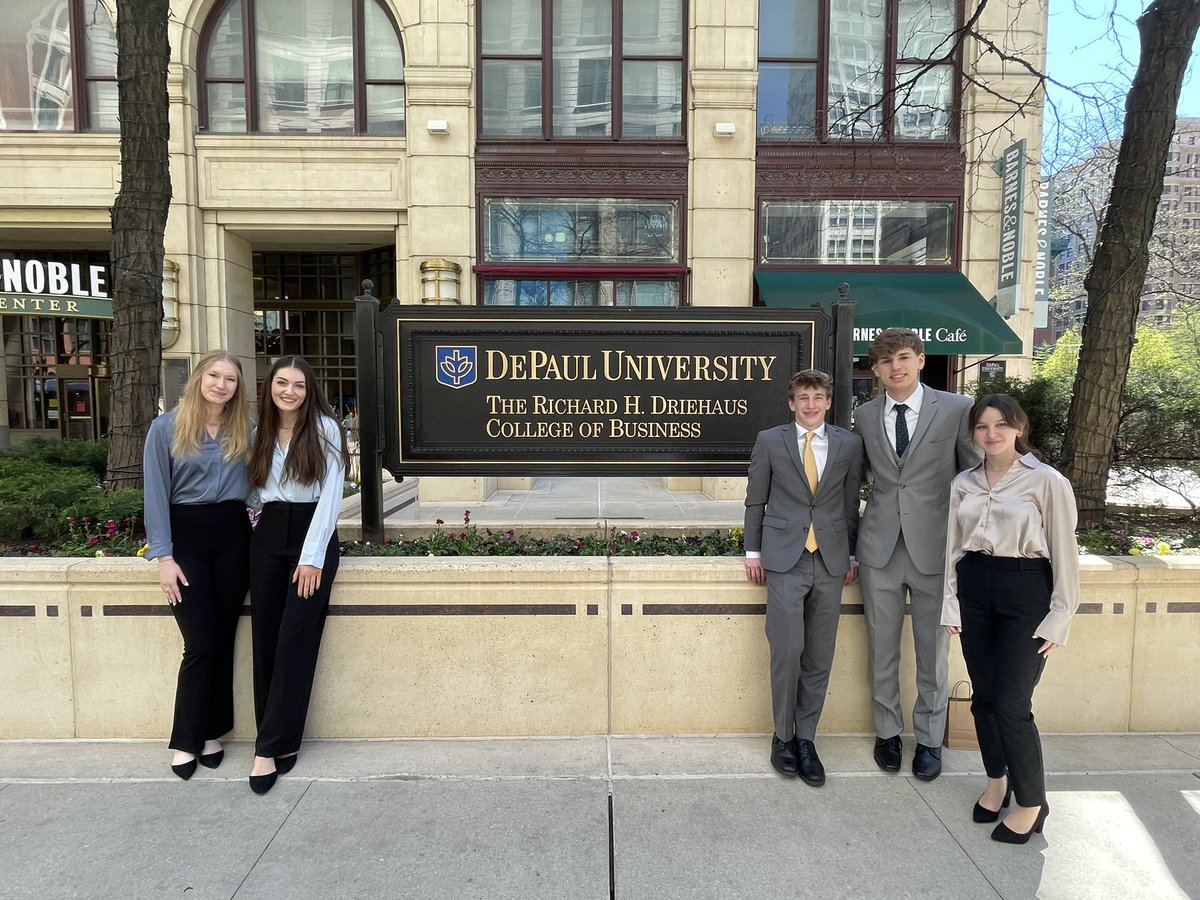 LHS_Publishing's tweet photo. Lemontopoly is officially @JAChicago Company of the Year! @Mr_J_Aspel @Clubs_LHS @Lemont_HS @DePaulBusiness https://t.co/tgKQQVWMX9