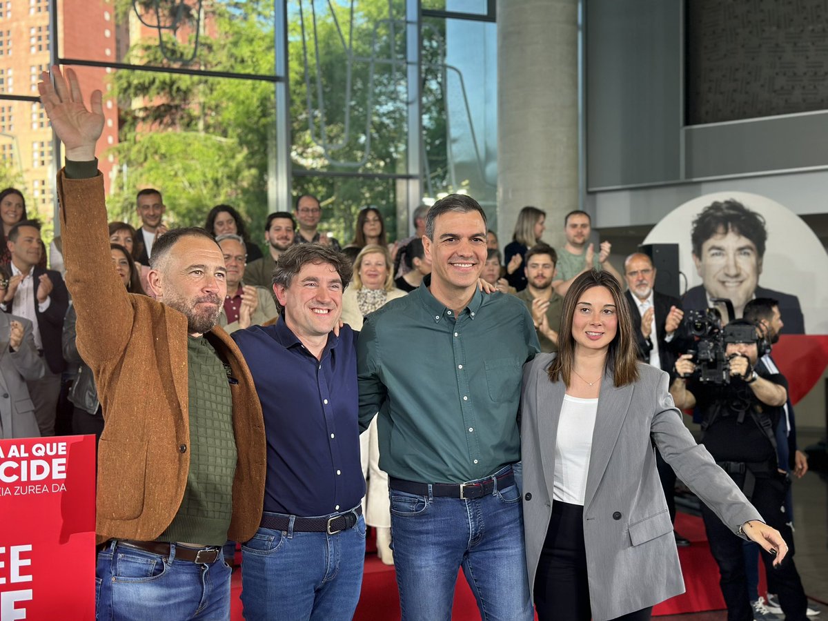 Este domingo Euskadi se juega su futuro. El partido @socialistavasco con @enekoandueza al frente es la única papeleta para garantizar un proyecto transformador. De estabilidad, progreso y convivencia ✊🏼🌹