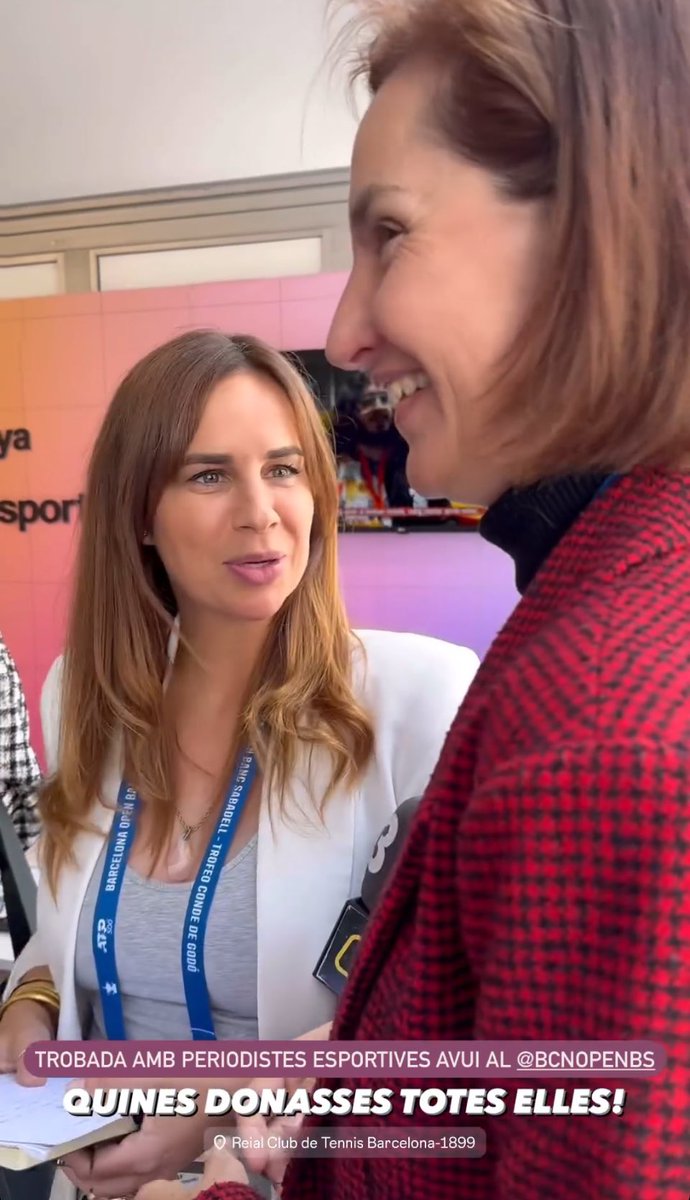 TALENT PUR \ . Elles també hi són, dones periodistes esportives .

🗞️ Des de tots els mitjans cada cop escoltem, llegim o veiem més  veus potents femenines.

🎾 Trobada al <a href="/bcnopenbs/">Barcelona Open Banc Sabadell</a> amb una bona representació per abordar el paper de la dona al periodisme esportiu.
#EntreTotesTot