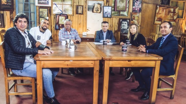 TNT Sports estrenará especial "Colo Colo: Idolos del Centenario" #CooperativaContigo tinyurl.com/27qrmcvb