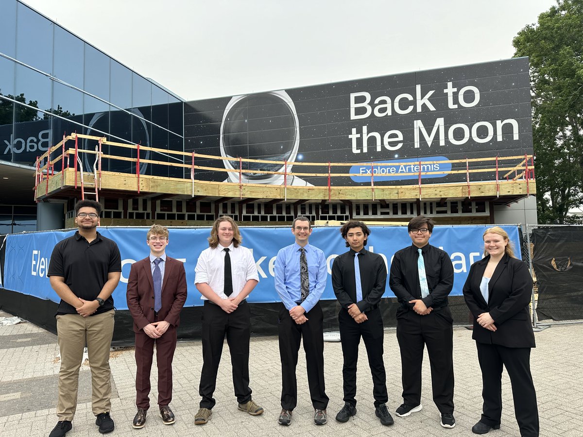 CACC CASA students traveled to Houston this week to present their NASA HUNCH designs and prototypes to engineers and astronauts. They visited the Johnson Space Center to learn about NASA projects. A big thank you to Hitachi for supporting our students! #caccbest #cpsbest