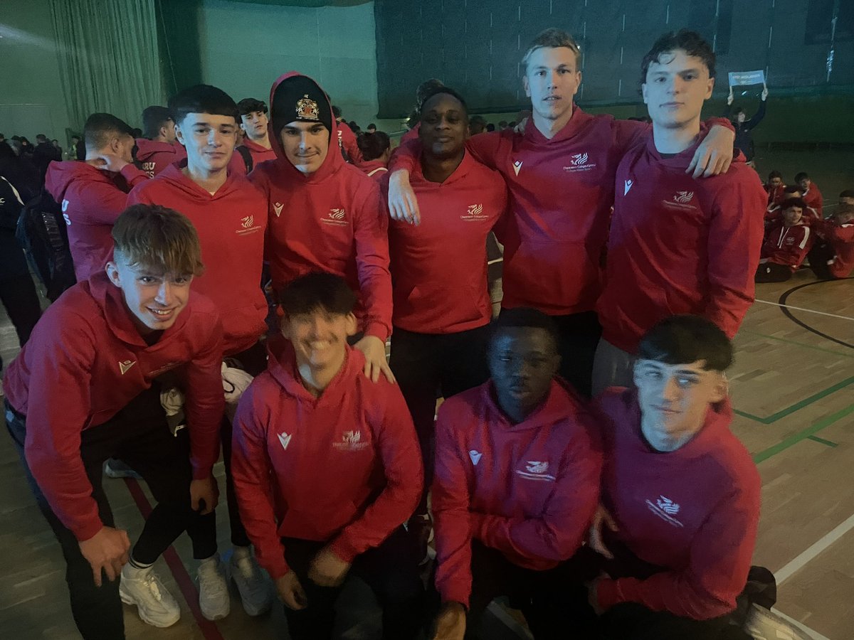 Opening ceremonies at the @AoC_Sport National Championships Nottingham 2024. After winning the @WelshCollegeSpo Championship the @CAVC Men’s first team are ready to represent Wales 🏴󠁧󠁢󠁷󠁬󠁳󠁿