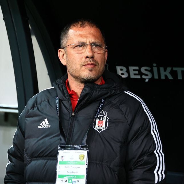 “ Sanki tüm halkın özgürlük umutları .. #SerdarTopraktepe 🦅👀 #BJKvANK