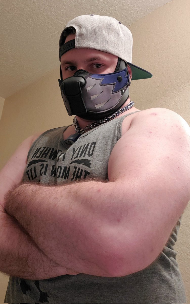 DatWolfTriton's tweet photo. A #TBT &amp; #FlexFriday 2 for 1 special for ya bro 💪🏻🐺 https://t.co/HruttdYno7