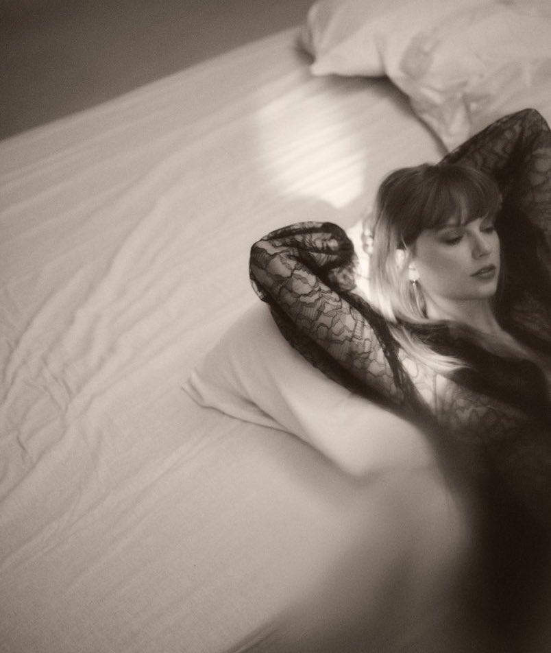 SwiftNYC's tweet photo. Taylor Swift about the meaning of “Down Bad” for @iHeartRadio 🤍 #TSTTPD 

“So lot of the songs on TTPD deal with the idea of heartbreak or loss in a metaphor of something else. The metaphor in Down Bad is that I was comparing sort of the idea of being you know, like love bombed where someone rocks your world and dazzles you and then kind of abandons you as an alien abduction where you were abducted by aliens but you wanted.. like this girl is abducted by aliens but she wanted to stay with them and then they drop her off back in her hometown. She’s like ‘Wait, no. Where are you going? I liked it there, it was weird but it was cool, come back.’ And so the girl in the song just felt like ‘I’ve just been exposed to a whole different galaxy and universe and I didn’t know it’s possible. How can you just put me back where I was before?’”