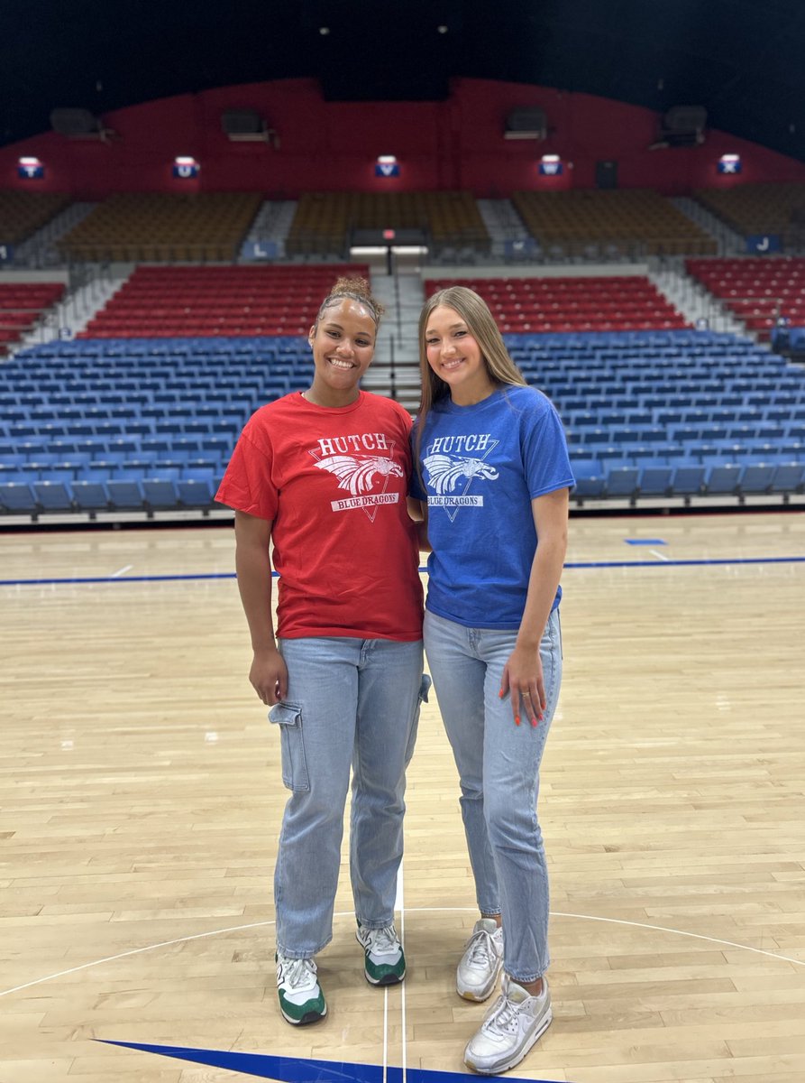 thank you hutch wbb for having us out today! i had a great time!🐉💙❤️<a href="/hutchccwbb/">Blue Dragon Women's Basketball</a> <a href="/HaydenGirlsBbal/">Hayden Girls Basketball</a> <a href="/ameliajramsey/">Amelia Ramsey</a> <a href="/CarvelR/">Carvel Reynoldson</a> <a href="/SSA_Girls_Hoops/">SSA Girls Hoops</a>