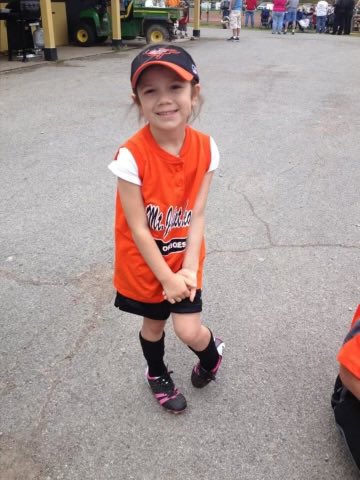 wcsRHSat's tweet photo. #6,Hailey Donato has been playing softball since she was 5.She’s been a 2 year team captain,selected as the 2023 district defensive MVP, &amp; has also been a 4 year starter at RHS.She’s played 7/9 positions at RHS. She’ll play softball at Cumberland University &amp; major in psychology. https://t.co/nPObQluTz2