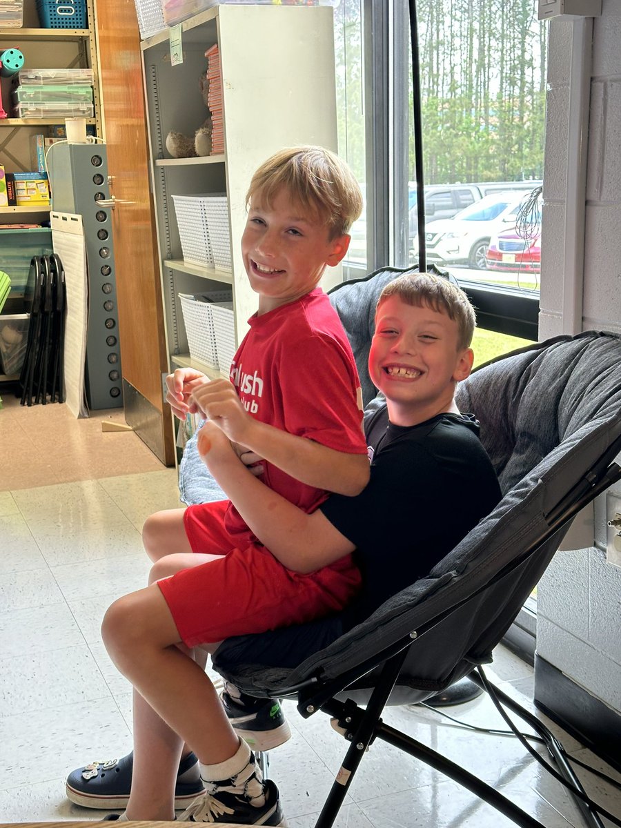 Beth Starling tweet media