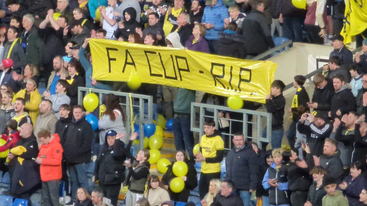 Oxford United fans with a banner displaying the message 'FA Cup - RIP' at tonight's televised League One game against Stevenage... 👏 #oufc #coyy #efl #epl #premierleague #nonleague #leagueone #facup #facupreplays #facupboycott