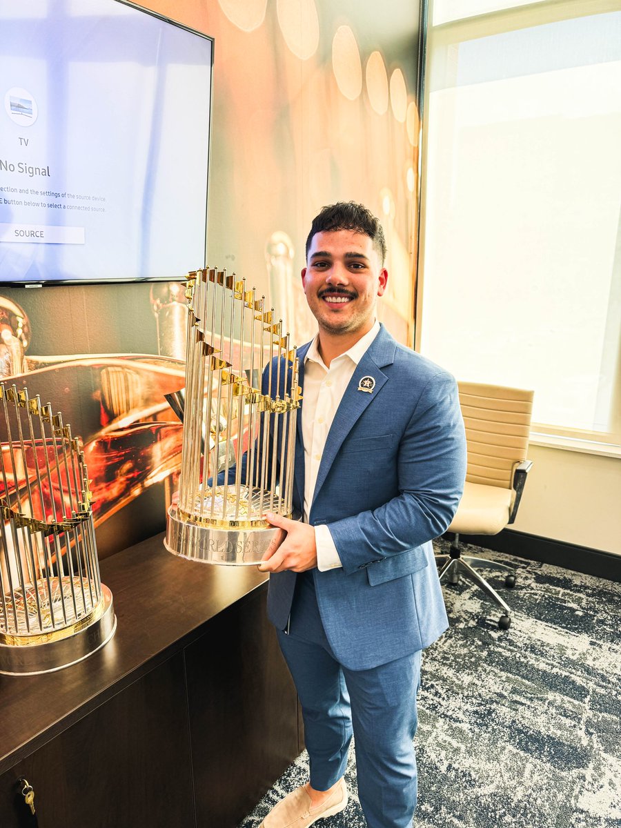 Ruben Valdez tweet media