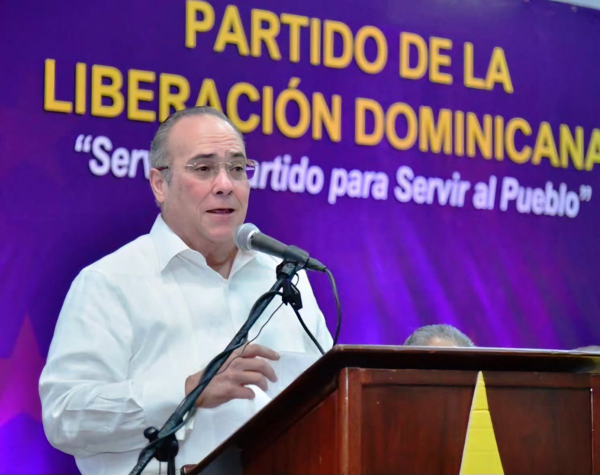 #LoÚltimoPLD | Diálogo que promete el gobierno no merece confianza. @charliemariotti reiteró que por el accionar del Gobierno y el PRM el esquema democrático de República Dominicana está en riesgo. AMPLIAR: vanguardiadelpueblo.do/2024/04/dialog… vía @VanguardiaRD