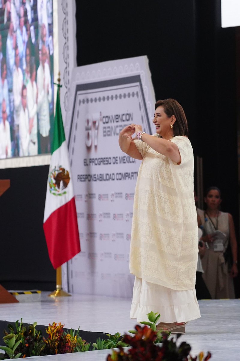 Xóchitl Gálvez Ruiz presidenta de México 2024 - 2030