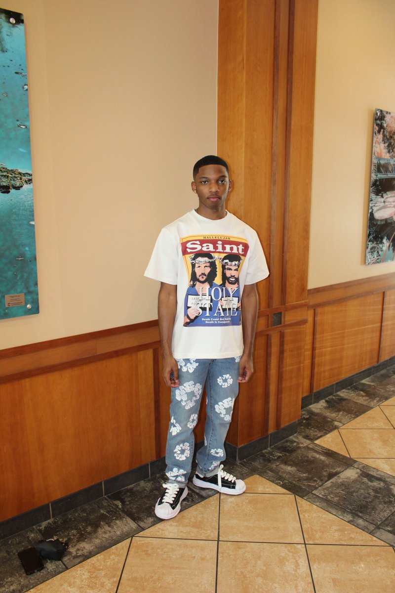 kpierre__'s tweet image. I got so much going on and if I do it right, I’m lit for life 👌🏾 #gradbash2k24 #gradbash