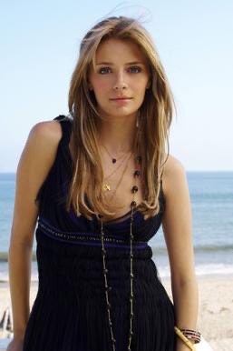 gfuller23's tweet photo. RIP Marissa Cooper, you would've loved I Can Do It With a Broken Heart #TSTTPD https://t.co/4E65t1tD41